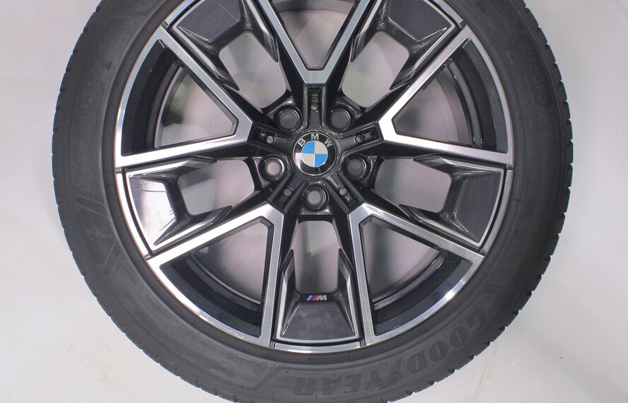 BMW BMW 4er i4 G26 858M 18-Zoll-Felgen Goodyear Winterkompletträder Original