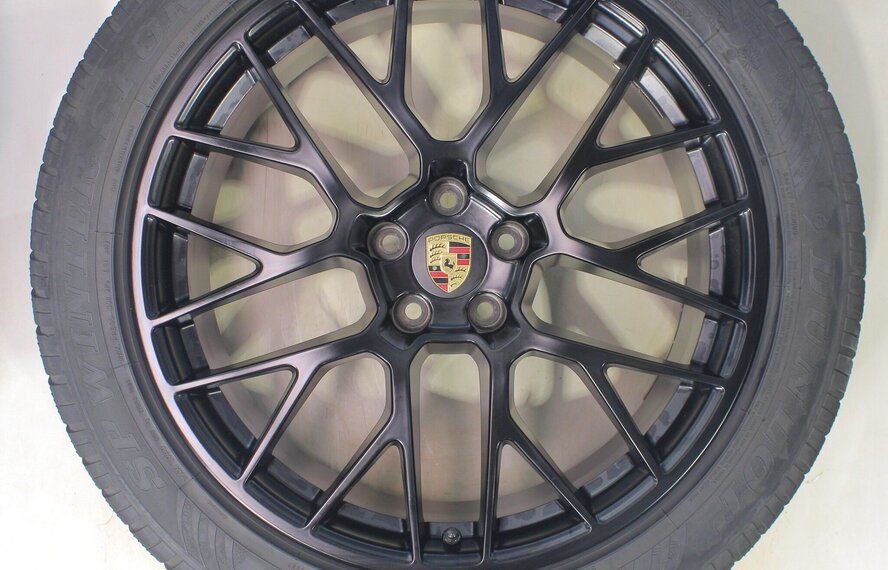 Porsche Porsche Macan II + III 95B 20-Zoll-Felgen Dunlop Winterkompletträder Original