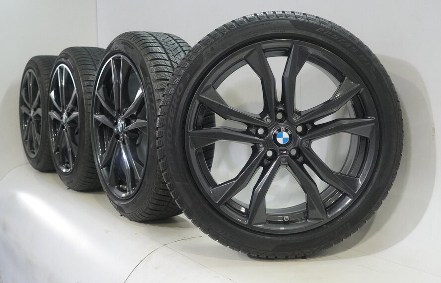 BMW BMW X1 F48 X2 F39 715M 19-Zoll Felgen Pirelli Runflat Winterkompletträder Original