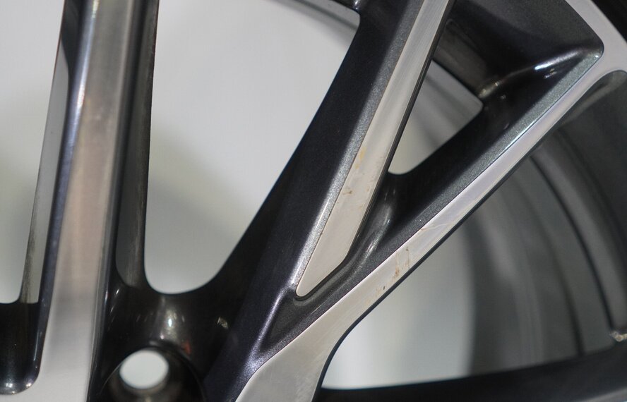 BMW BMW 1 2er F40 F44 2er Gran Coupe 489 17-Zoll Felgen Pirelli Winterkompletträder Original