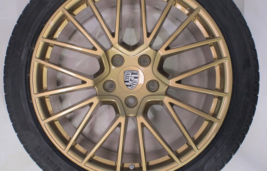 Porsche Porsche Cayenne Coupé 21 Zoll Felgen Pirelli Winterkompletträder Original