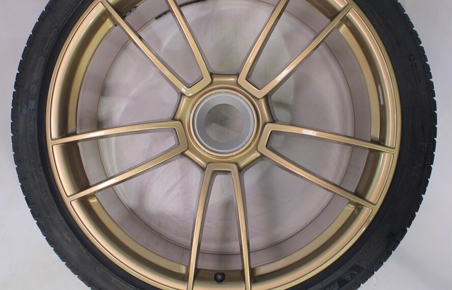 Porsche Porsche 911 992 GTS Turbo S GT3 20 & 21 Zoll Felgen Michelin Winterkompletträder Original