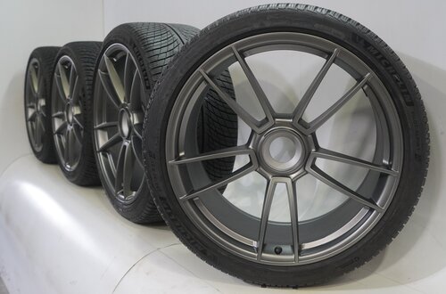Porsche Porsche 911 992 GTS 20 & 21 Zoll Felgen Michelin Winterkompletträder Original