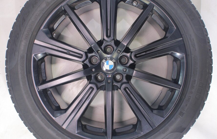 BMW BMW X5 G05 X6 G06 748M 20 Zoll Felgen Pirelli Runflat Winterkompletträder Original