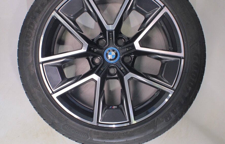 BMW BMW 4 er i4 G26 858M 18 Zoll Felgen Goodyear Winterkompletträder Original