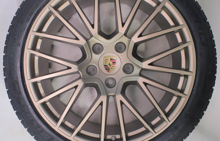 Porsche Porsche Cayenne E3 21 Zoll Felgen Michelin Winterreifen Original