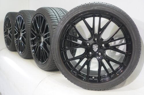 Porsche Porsche Panamera 971 21 Zoll Felgen Pirelli Winterreifen Original