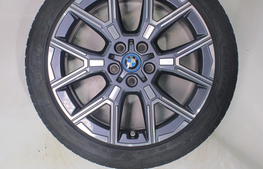 BMW BMW 1er F70 974 18 Zoll Felgen Goodyear Winterkompletträder Neu Original