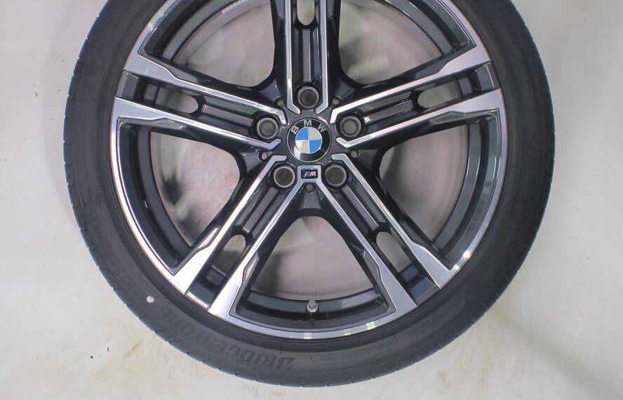 BMW BMW 1 2 er F40 F44 2 er Gran Coupe 819M 18 Zoll Felgen Bridgestone Sommerkompletträder Original