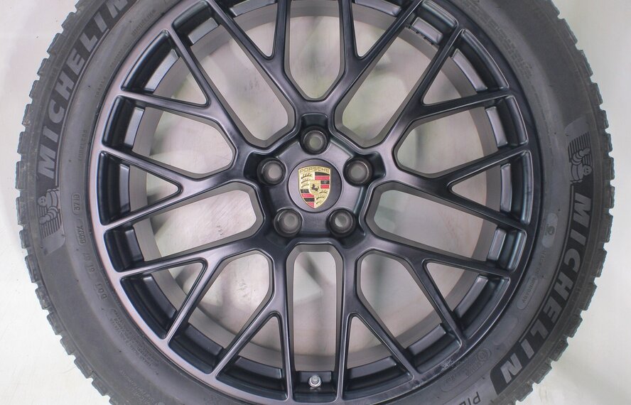 Porsche Porsche Macan II + III 95B 20 Zoll Felgen Michelin Winterreifen Original