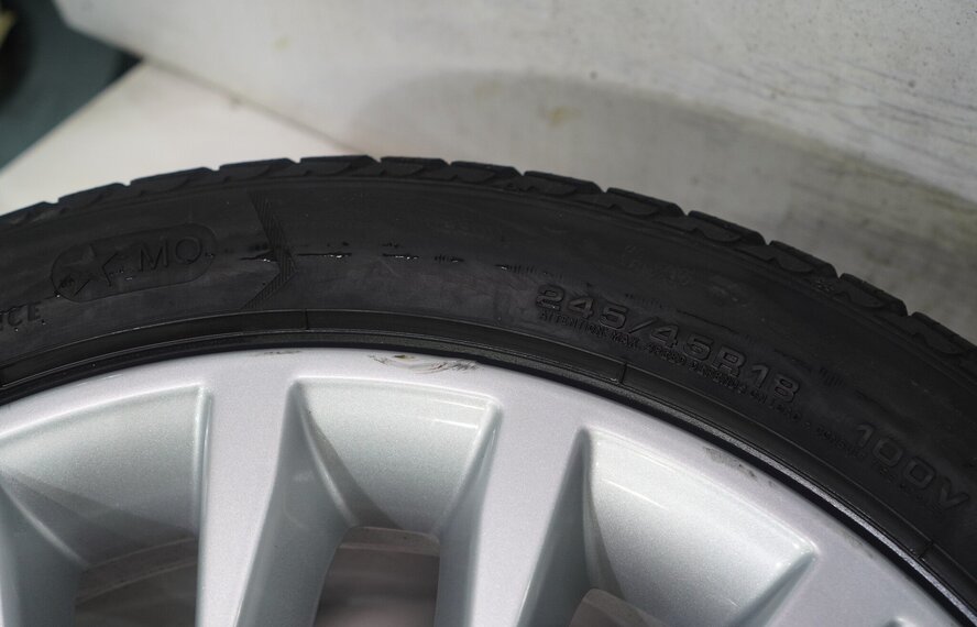 BMW BMW 5er Serie G30 G31 8er Serie G14 G15 G16 632 18 Zoll Felgen Goodyear Winterreifen Original