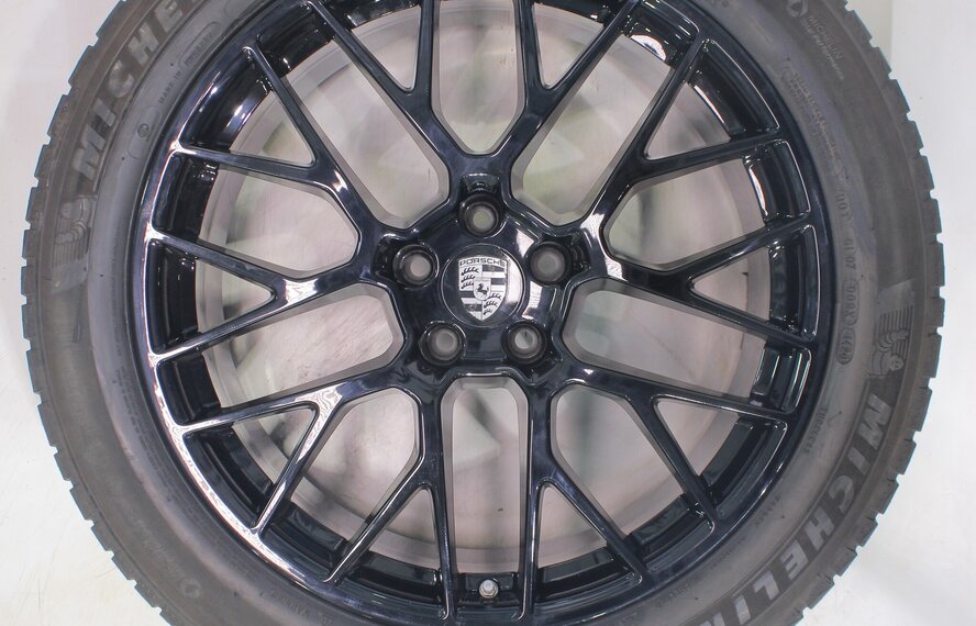 Porsche Porsche Macan II + III 95B 20 Zoll Felgen Michelin Winterreifen Neu Original