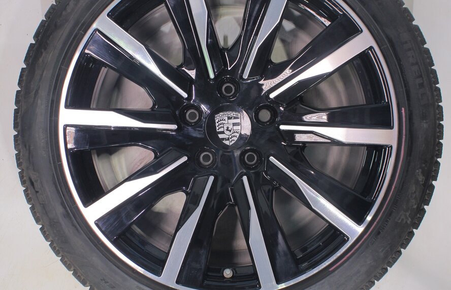 Porsche Porsche Taycan 4S S Turbo 20 Zoll Felgen Pirelli Winterreifen Original