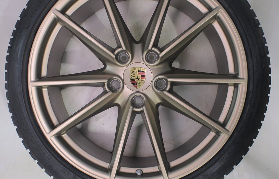 Porsche Porsche 911 992 Carrera S 4S Targa 4S 20 & 21 Zoll Felgen Continental Winterkompletträder Original