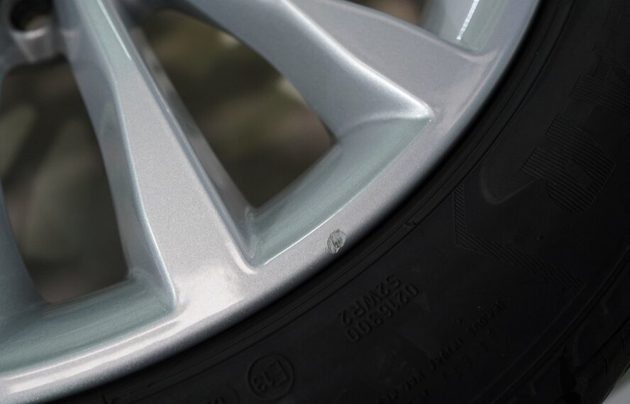 BMW BMW 5 er G30 G31 8 er G14 G15 G16 632 18 Zoll Felgen Goodyear Winterkompletträder Original