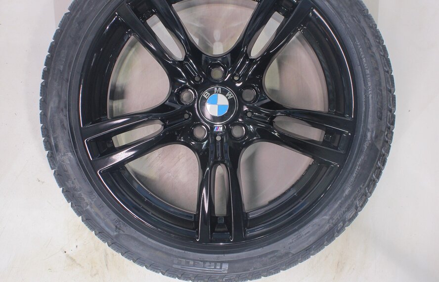 BMW BMW 3 4 er F30 F31 F32 F33 F36 400M 18 Zoll Felgen Pirelli Runflat Winterkompletträder Neu Original