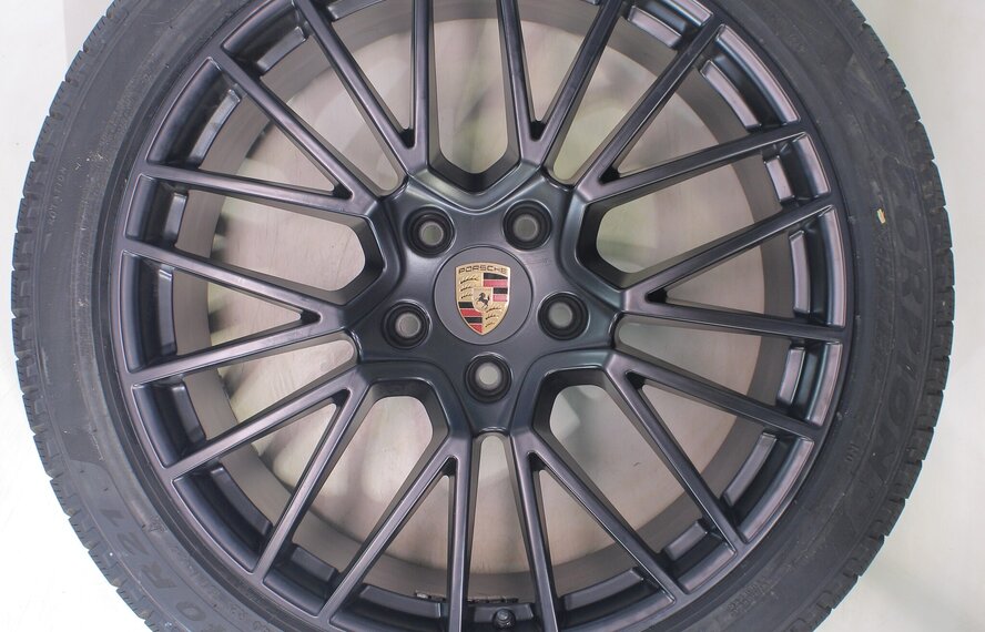 Porsche Porsche Cayenne E3 21 Zoll Felgen Pirelli Winterkompletträder Original