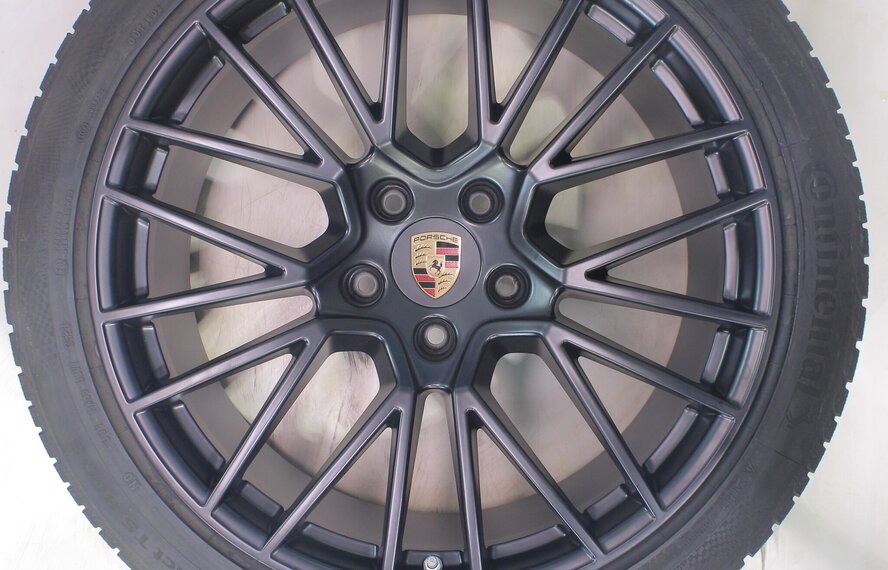 Porsche Porsche Cayenne Coupé 21 Zoll Felgen Continental Winterkompletträder Original