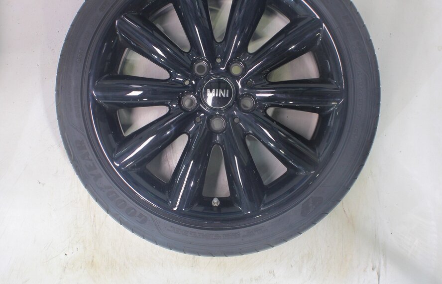 Mini Mini Cooper / S / One / Cabrio F55 F56 F57 499 17 Zoll Felgen Goodyear Sommerkompletträder Original