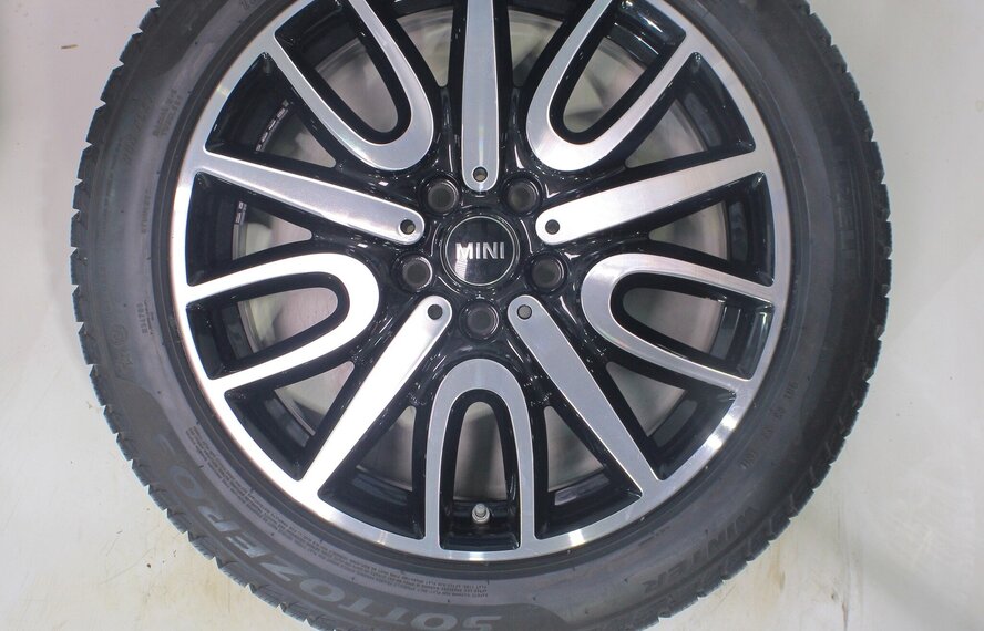 Mini Mini Countryman F60 JCW529 18 Zoll Felgen Pirelli Runflat Winterkompletträder Original