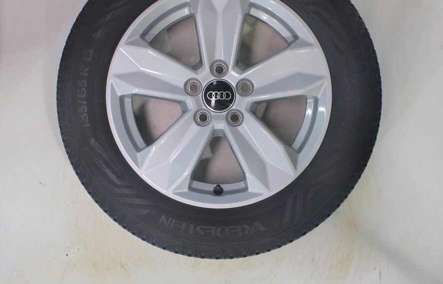Audi Audi A1 S1 82A 8X 15 Zoll Felgen Vredestein All-Season (4 Jahreszeiten) Original