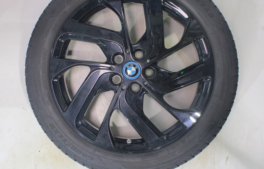 BMW BMW i3s 428 19 Zoll Felgen Goodyear Winterkompletträder Original