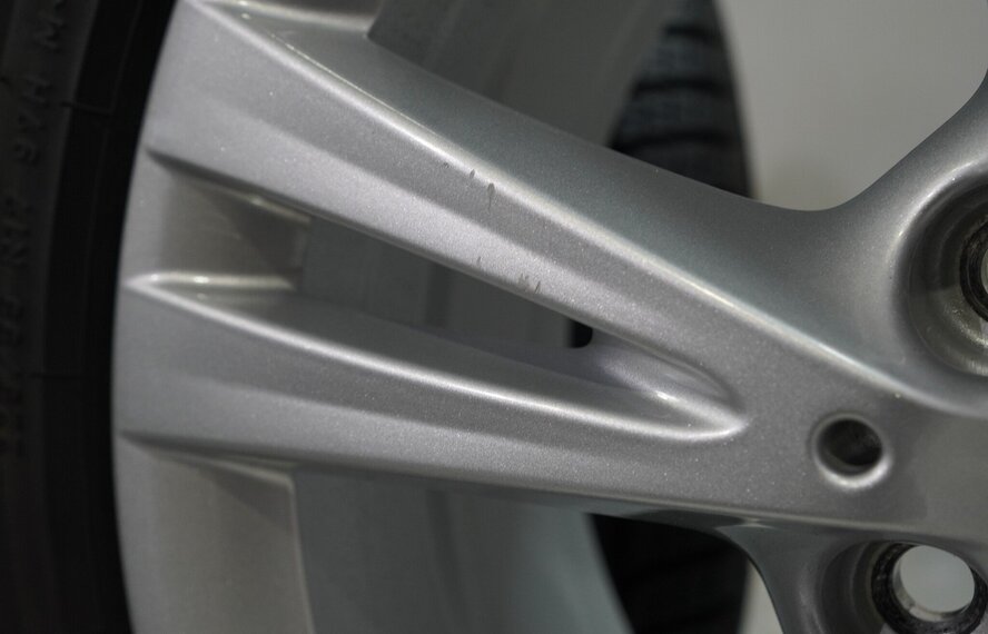 BMW BMW X1 F48 X2 F39 385 17 Zoll Felgen Pirelli Winterkompletträder Original