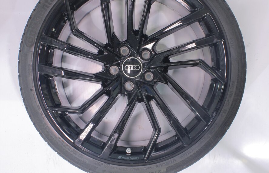 Audi Audi RS4 RS5 B9 20 Zoll Felgen Continental Winterkompletträder Original