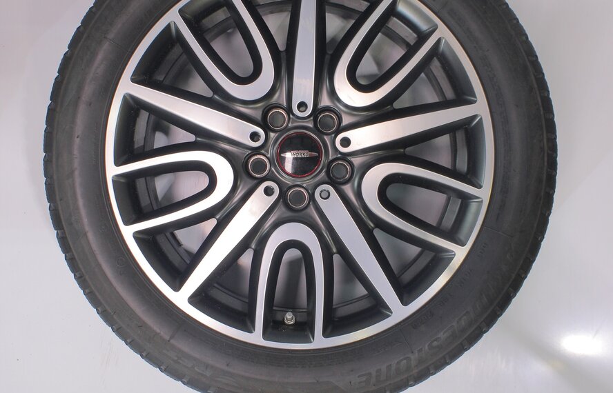 Mini Mini Countryman F60 JCW529 18 Zoll Felgen Bridgestone Runflat Winterkompletträder Original