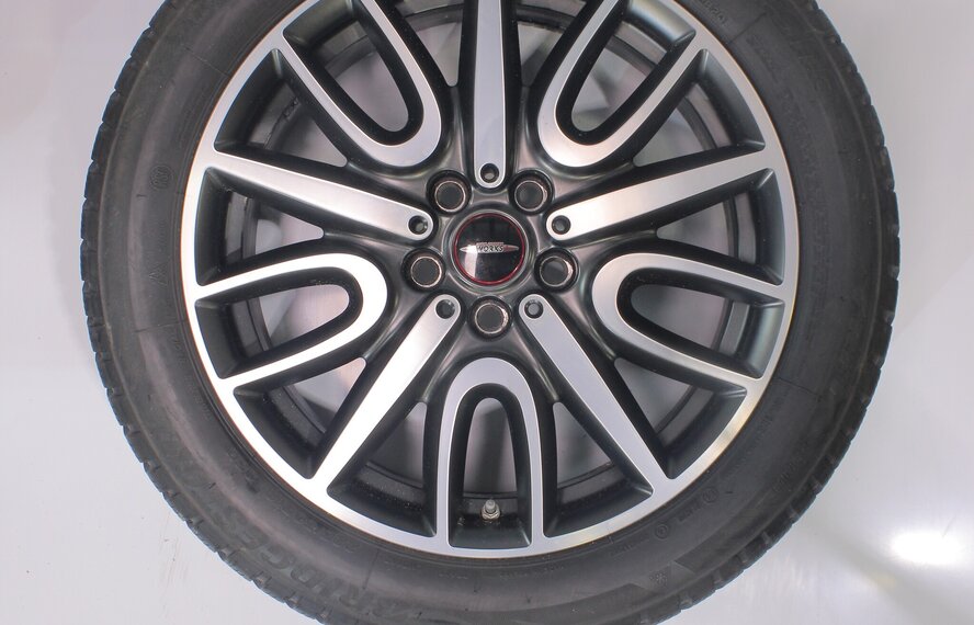 Mini Mini Countryman F60 JCW529 18 Zoll Felgen Bridgestone Runflat Winterkompletträder Original
