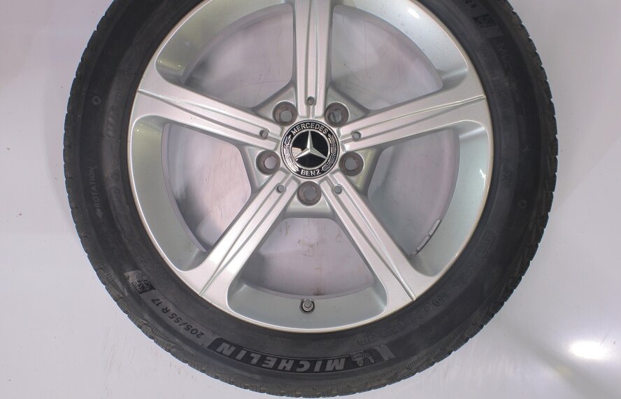 Mercedes Mercedes A B CLA Klasse W177 C118 W247 17 Zoll Felgen Michelin Winterkompletträder Original
