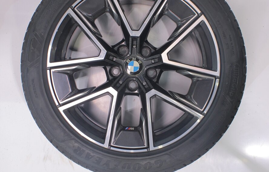 BMW BMW 4 er i4 G26 858M 18 Zoll Felgen Goodyear Winterkompletträder Neu Original