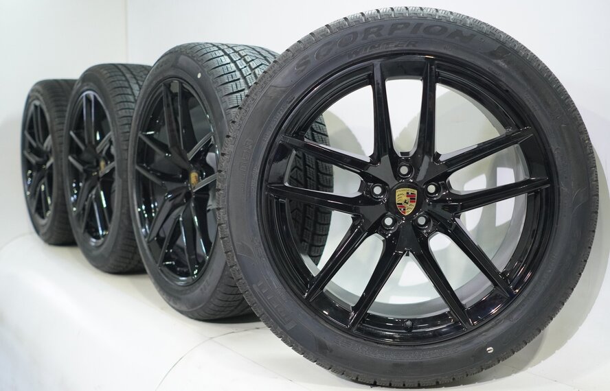 Porsche Porsche Macan II + III 95B 20 Zoll Felgen Pirelli Winterkompletträder Neu Original