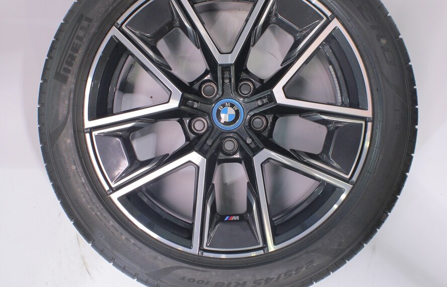 BMW BMW 4 er i4 G26 858M 18 Zoll Felgen Pirelli Sommerkompletträder Original