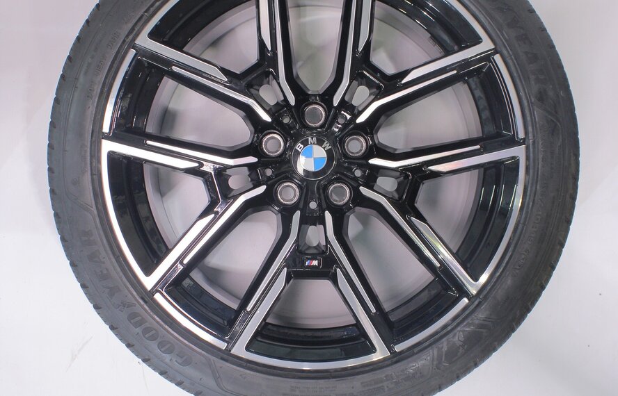 BMW BMW 4 er i4 G26 859M 19 Zoll Felgen Goodyear Winterkompletträder Original
