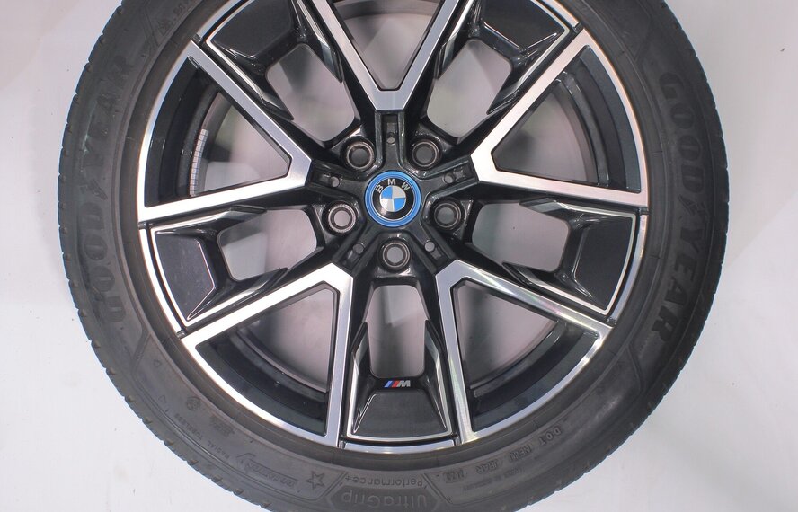BMW BMW 4 er i4 G26 858M 18 Zoll Felgen Goodyear Winterkompletträder Original