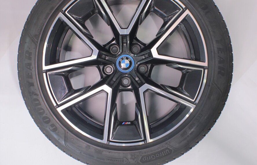 BMW BMW 4 er i4 G26 858M 18 Zoll Felgen Goodyear Winterkompletträder Original