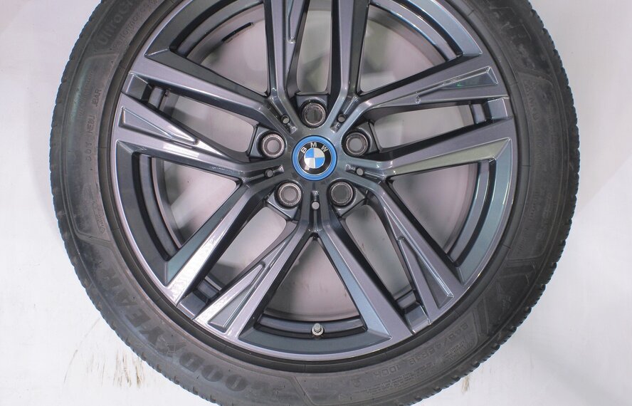 BMW BMW 4 er i4 G26 853 18 Zoll Felgen Goodyear Winterkompletträder Neu Original