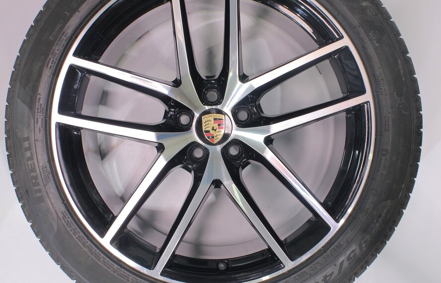Porsche Porsche Macan II + III 95B 20 Zoll Felgen Pirelli Winterkompletträder Original