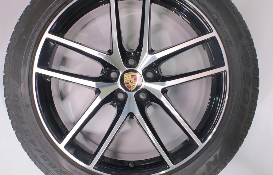 Porsche Porsche Macan II + III 95B 20 Zoll Felgen Pirelli Winterkompletträder Original