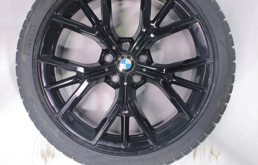 BMW BMW 5 er G30 G31 8 er G14 G15 G16 845M 19 Zoll Felgen Pirelli Runflat Winterkompletträder Neu Original