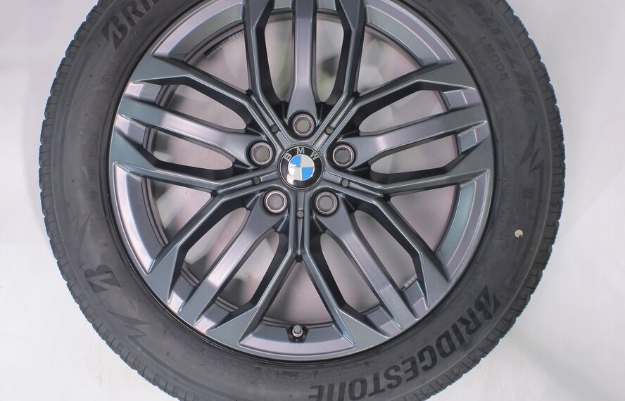 BMW BMW X1 iX1 U11 BEV X2 iX2 U10 879 18 Zoll Felgen Bridgestone Winterkompletträder Original