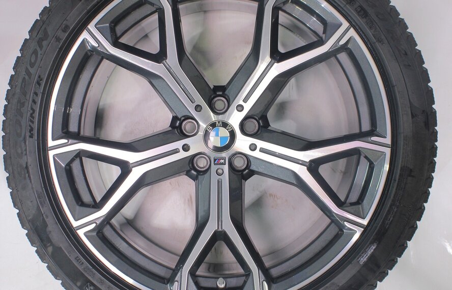 BMW BMW X5 G05 X6 G06 741M 21 Zoll Felgen Pirelli Notlauf-Winterkompletträder Original