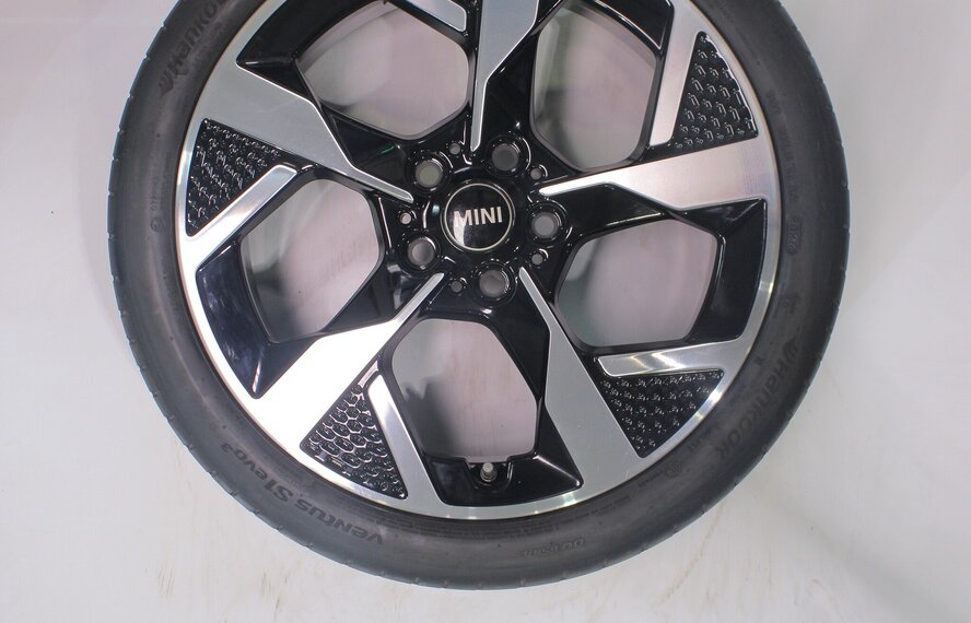 Mini Mini F65 / F66 One / Cooper / Cooper D / Cooper S 958 18 Zoll Felgen Hankook Sommerkompletträder Original