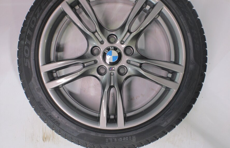 BMW BMW 3 4 er F30 F31 F32 F33 F36 400M 18 Zoll Felgen Pirelli Runflat Winterkompletträder Original