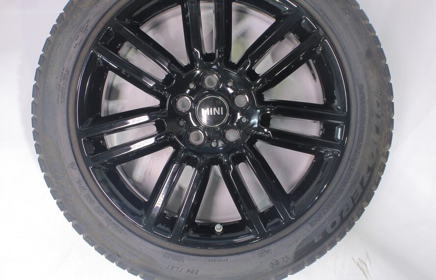 Mini Mini Countryman F60 532 18 Zoll Felgen Pirelli Runflat Winterkompletträder Original