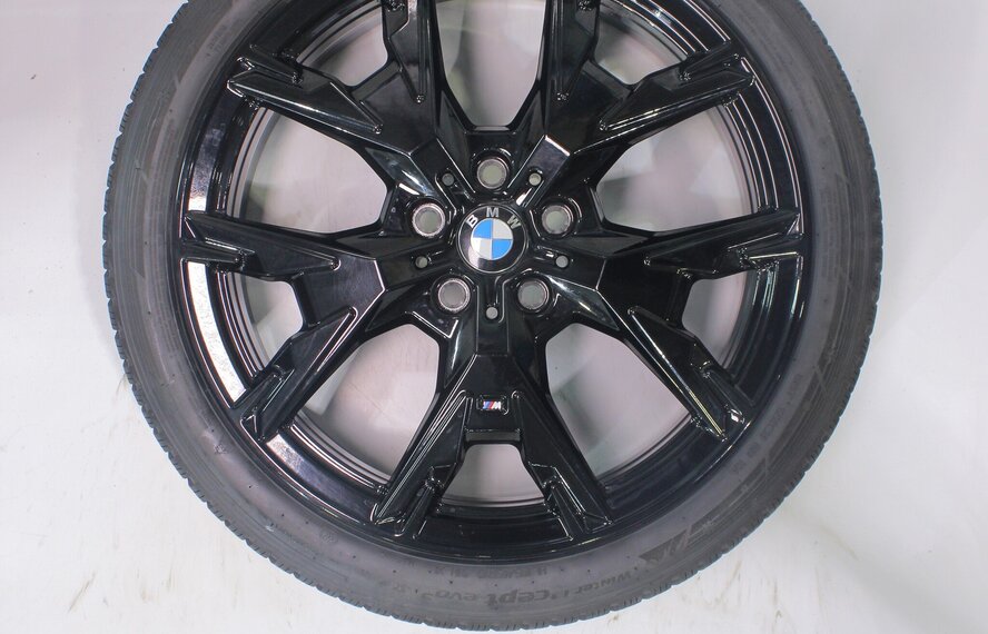 BMW BMW 1 er 2 er F70 F74 976 19 Zoll Felgen Hankook Winterkompletträder Original