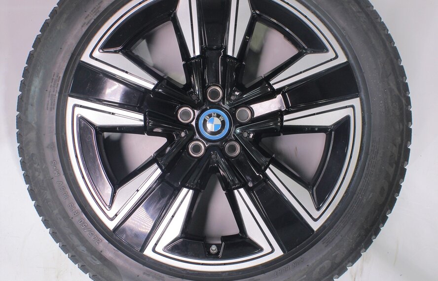 BMW BMW iX3 G08 842 19 Zoll Felgen Pirelli Runflat Winterkompletträder Original