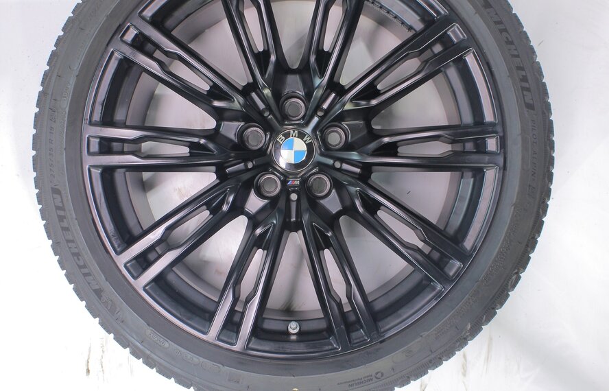 BMW BMW M2 M3 M4 G87 G80 G82 829M 19 Zoll Felgen Michelin Winterkompletträder Original