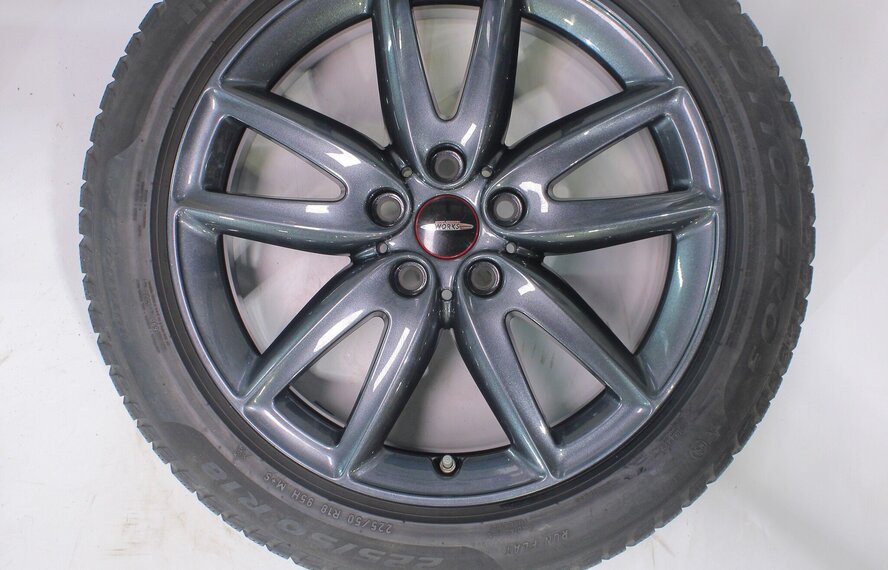Mini Mini Countryman F60 JCW815 18 Zoll Felgen Pirelli Runflat Winterkompletträder Original